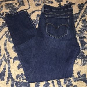 Levi 711 Skinny Jean